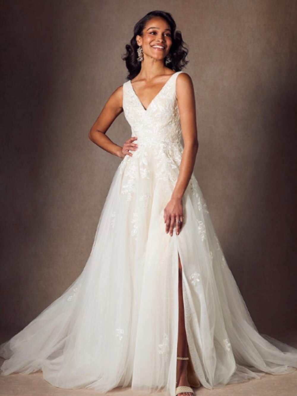 Azazie Wedding Dress, Size 8